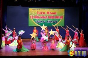 Liên hoan ca múa nhạc thiếu nhi hè Quận 10 năm 2015